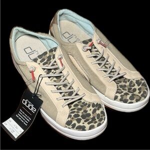 Hey Dude Tan and Leopard Print Sneakers